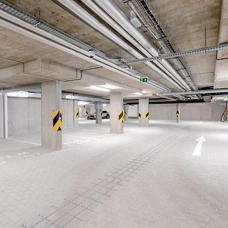 Yellow Apartment - Balcony, Free Parking, By Gravity Πράγα Εξωτερικό φωτογραφία