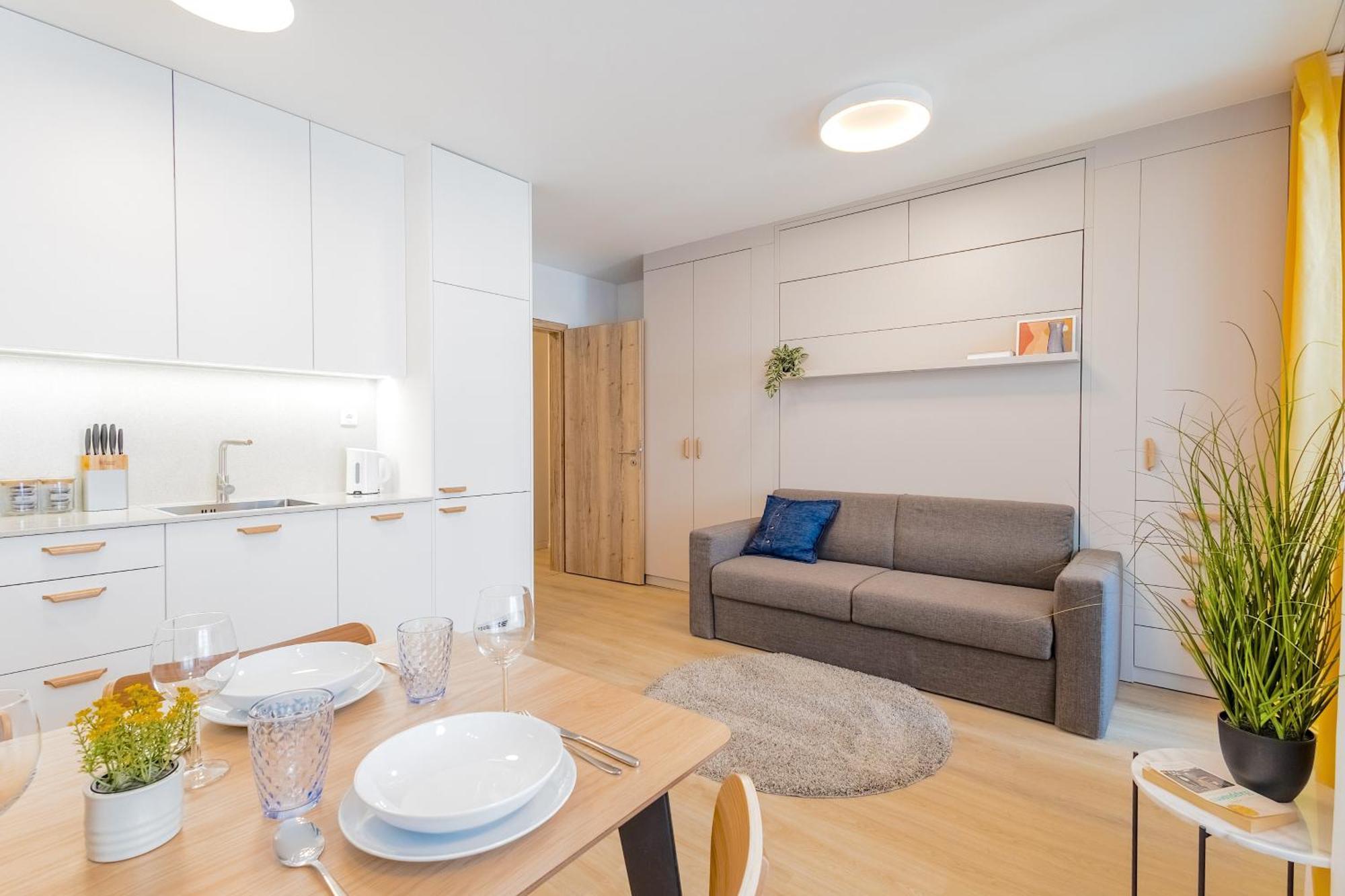 Yellow Apartment - Balcony, Free Parking, By Gravity Πράγα Εξωτερικό φωτογραφία